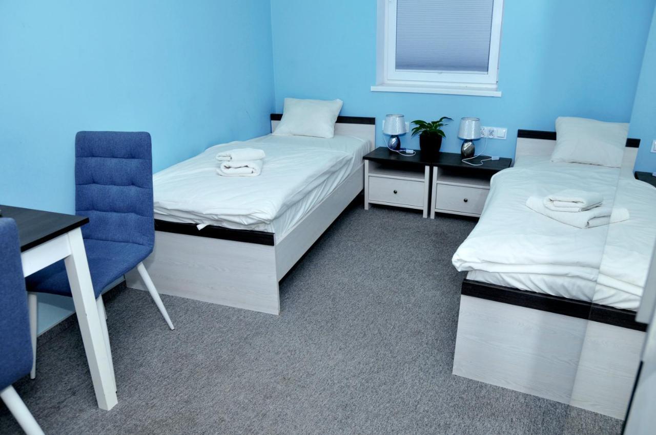 Pokoje, Apartamenty, Restauracja Marcus Oborniki Extérieur photo